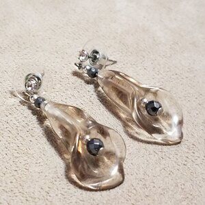 Hematite Calla Lily Dangle Earrings